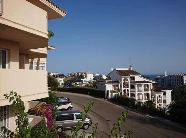 Fully Air Conditioned Riviera Apartment Mijas Costa Malaga Bagian luar foto
